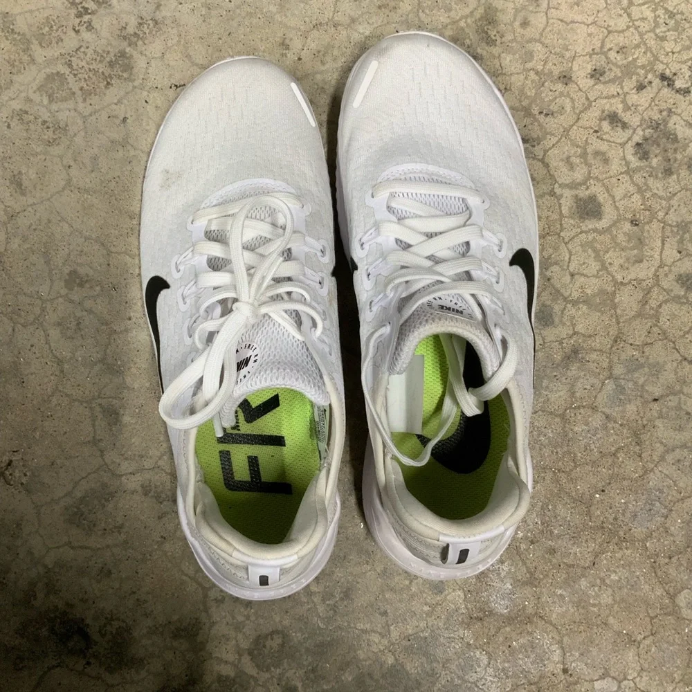 Nike Free Womens 7 RN 2018 White‎ Black 942837-100 Running Shoe
